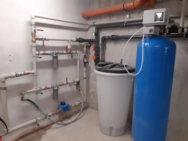 Změkčení pitné vody v bytovém domě